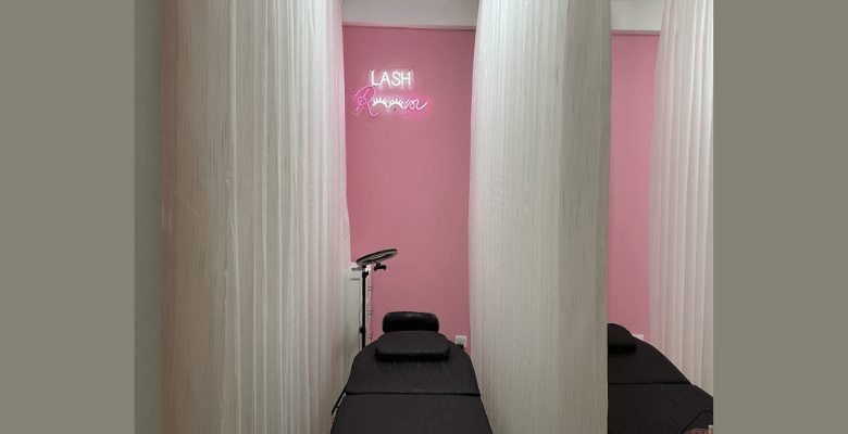 LUXE LASH & BEAUTY gallery image